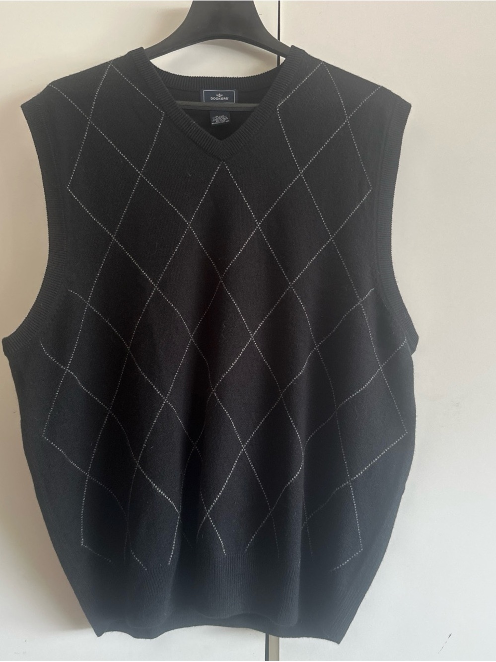Dockers Black V-Neck Argyle Knit Sweater Vest